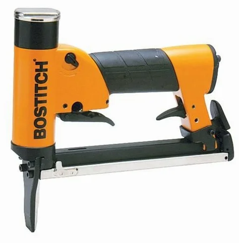Stanley Bostitch 21680B-LN-E Agrafeuse à bec long