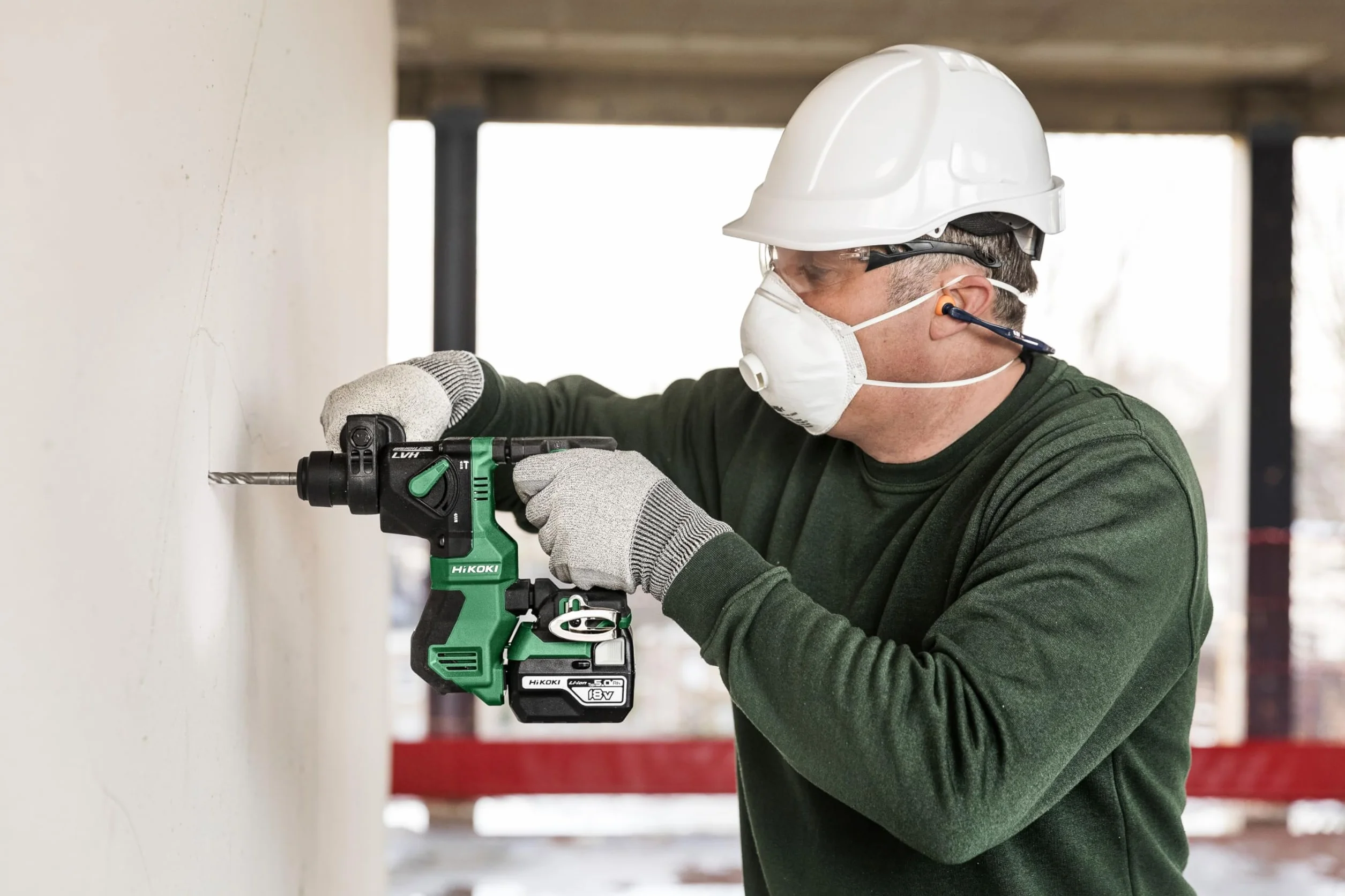 HIKOKI DH18DPAW2Z - Marteau léger SDS-Plus Sans Batteries ni Chargeur 18V Li-Ion Moteur Brushless 1.3 J 0-1080 rpm 0-5500 ipm max. 18 mm 1,6 Kg avec étui empilable Vert/Noir